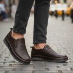 کفش کلارک اوشن بی بند چرم طبیعی – رنگ قهوه ای - محصول فروشگاه تبریزپا